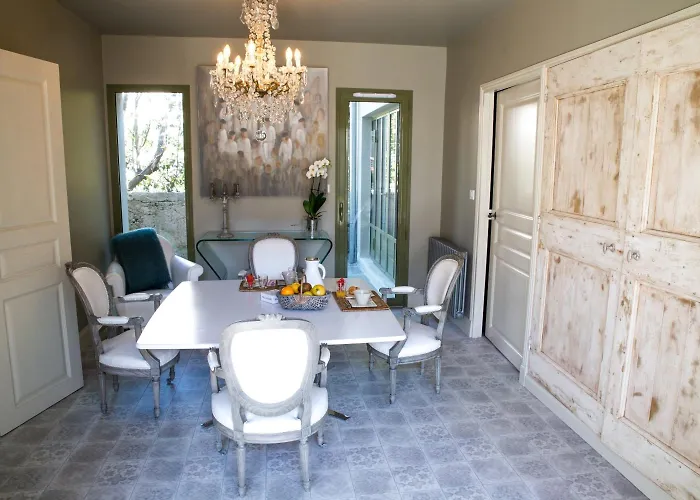 Chambre D'hotes Arima Gæstehus 3*